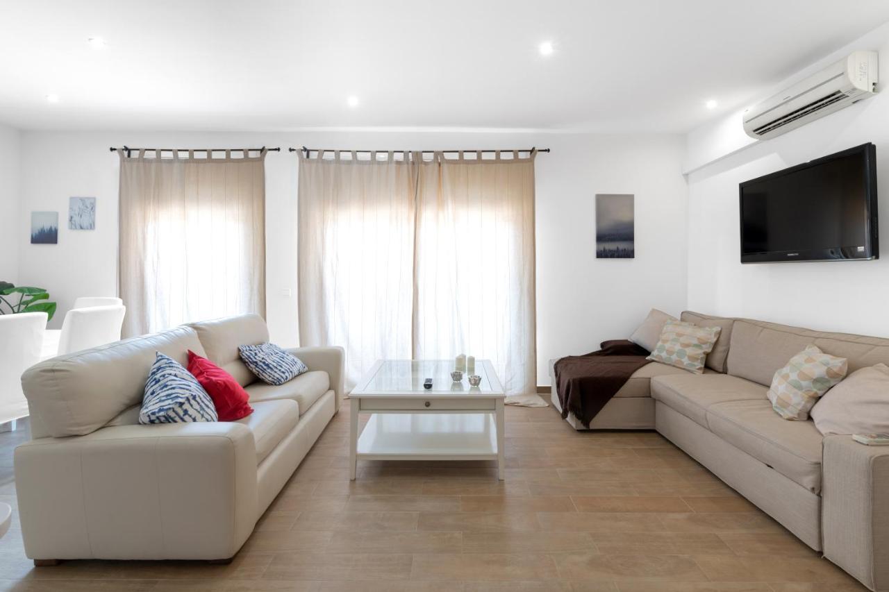 Maka Beach Apartment V Кастельдефельс Экстерьер фото