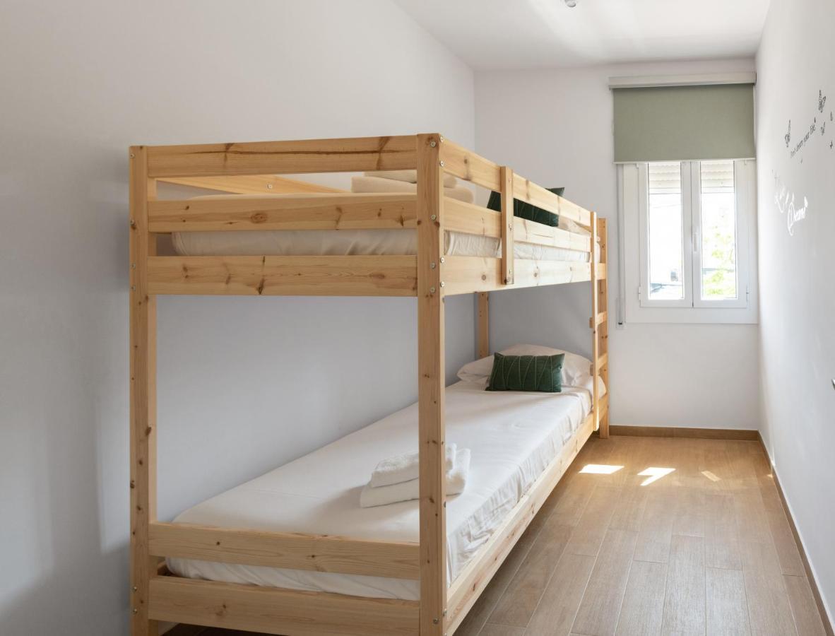 Maka Beach Apartment V Кастельдефельс Экстерьер фото