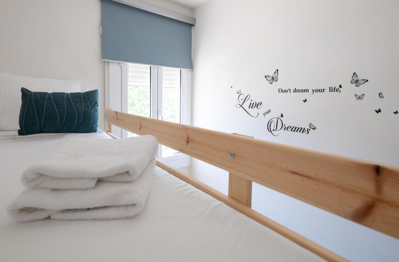 Maka Beach Apartment V Кастельдефельс Экстерьер фото